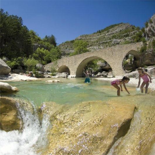 Auberge De Barret Sur Meouge Dış mekan fotoğraf
